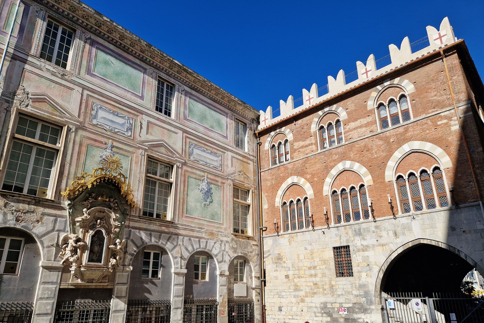 Segreti e Curiosità di Genova