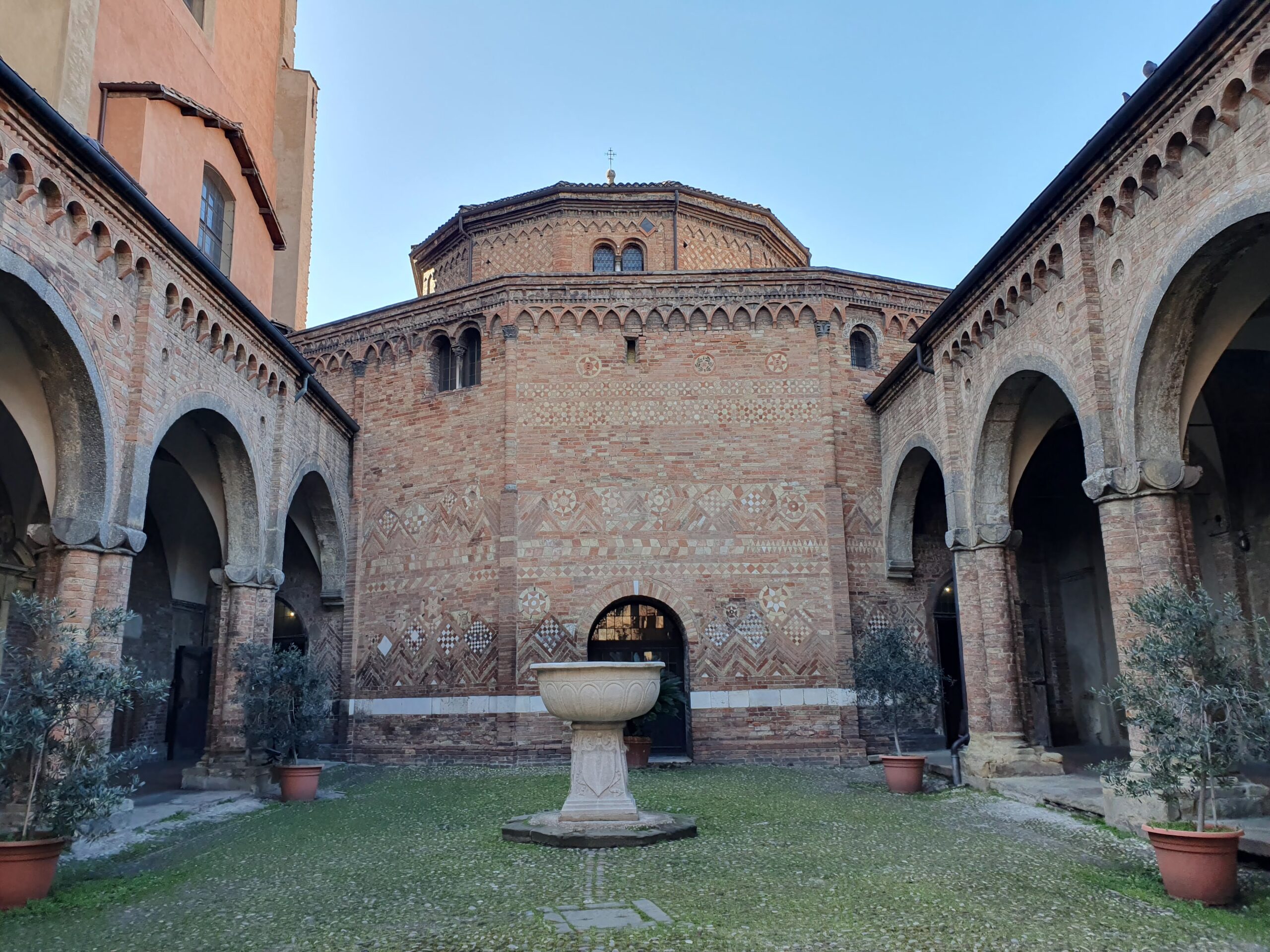 Visita guidata Santo Stefano Bologna