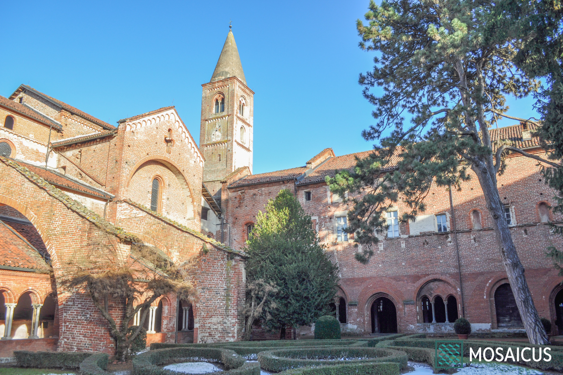 Abbazia di Staffarda: il gioiello cistercense tra spiritualità e mistero