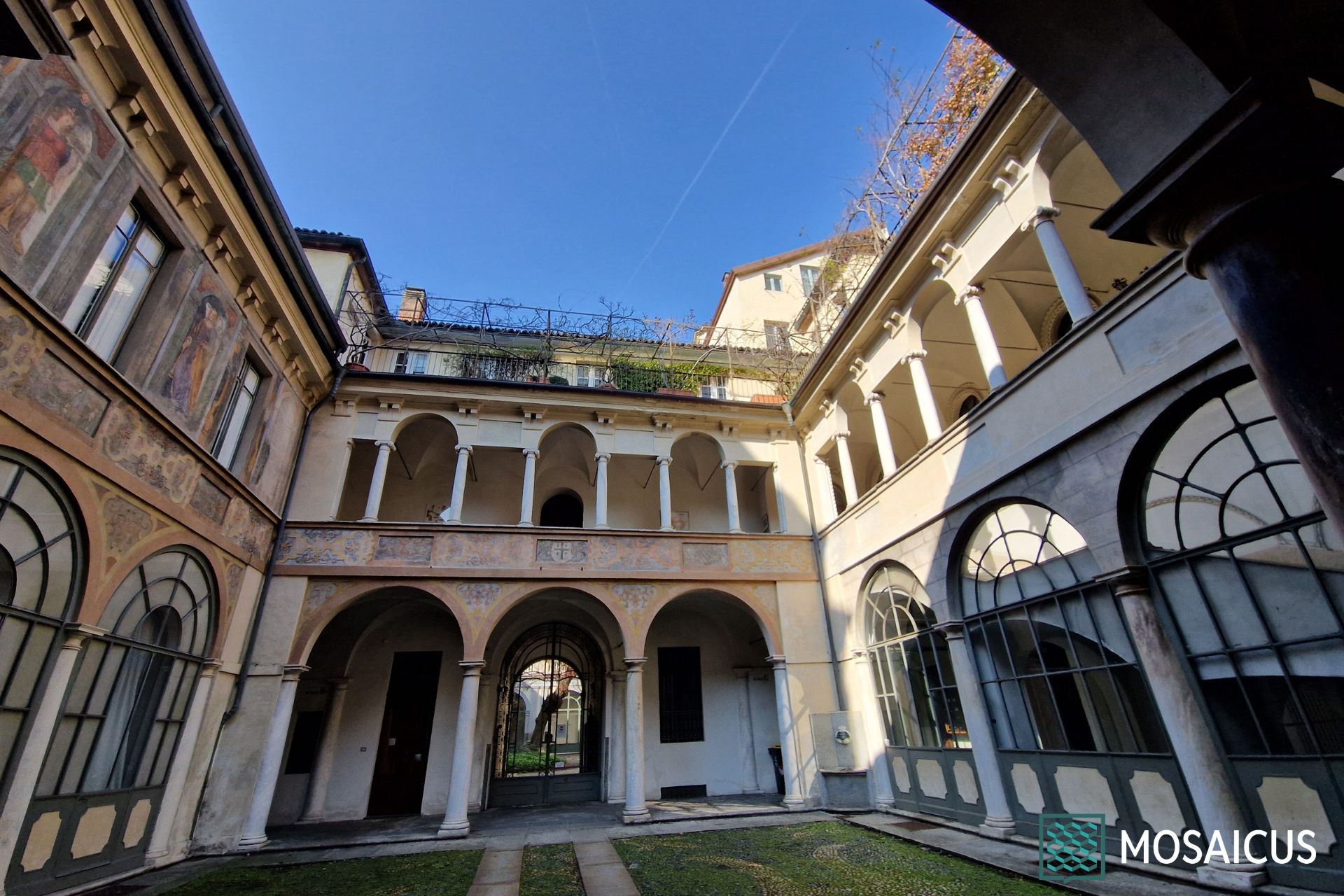 Visita guidata Cortili Torino