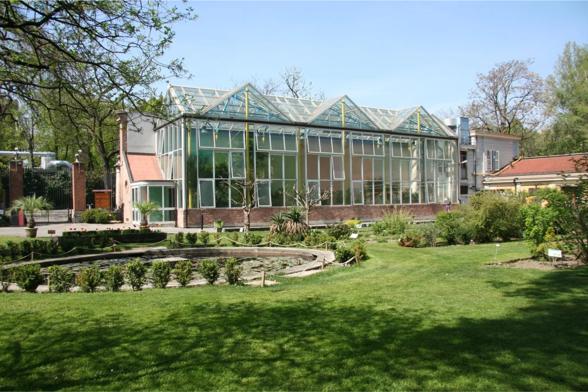 Visita guidata all'Orto Botanico di Torino tra serre storiche, Alpineto e biodiversità