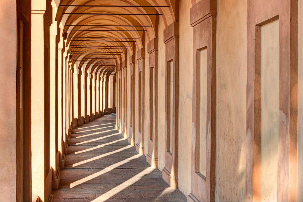 Portici di San Luca a Bologna