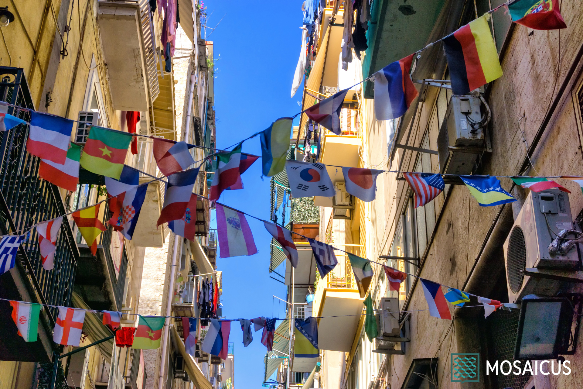Quartieri Spagnoli di Napoli tra storia, murales e tradizioni